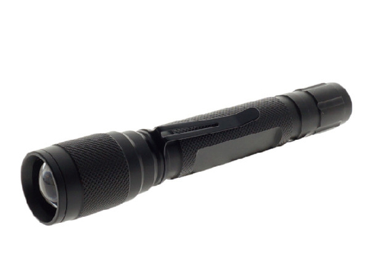 traditioneel handsize 2*AA-Zoemende flitslicht van het batterijen het handige cree geleide hoge lumen voor EDC