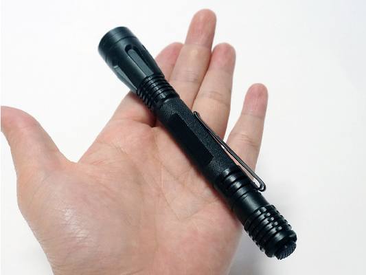 Gegraveerd van het de Penflitslicht van de Aluminiumlegering 2AAA Tactisch Vlak Lenstype