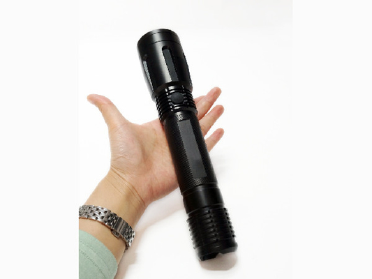 Het waterdichte Tactische Flitslicht van Cree, de Tactische Flitslichten van Xmlt6 voor Wetshandhaving