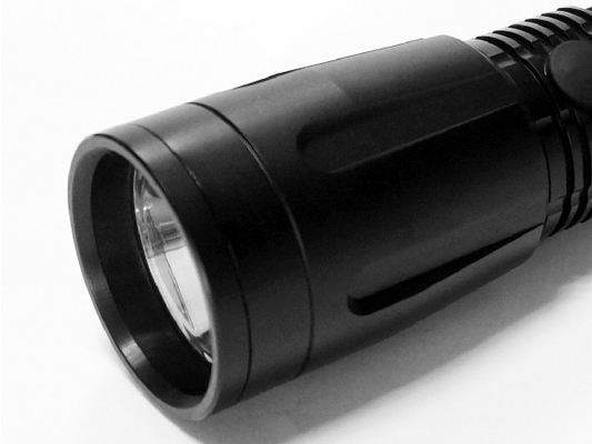 Het waterdichte Tactische Flitslicht van Cree, de Tactische Flitslichten van Xmlt6 voor Wetshandhaving