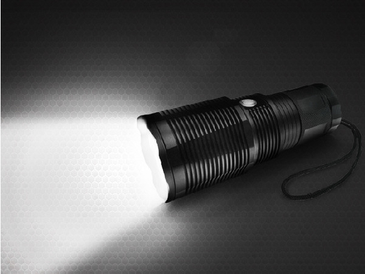 Anti Rolling 3000 Lumen Geleid Flitslicht, Navulbaar de Zakflitslicht van 10000mAh